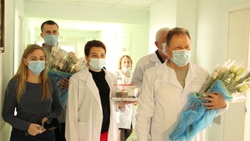 Руководитель горокруга Алексей Дыбов выразил благодарность валуйским медработникам