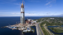 «Белэнергомаш» завершил работы по монтажу шпиля на башне комплекса «Лахта Центр»