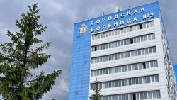 Орден Пирогова появился на фасаде второй городской больницы областного центра
