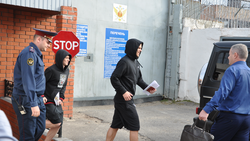 Футболисты Александр Кокорин и Павел Мамаев вышли на свободу в белгородской Алексеевке