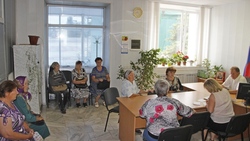Глава Валуйского городского округа провёл приём граждан