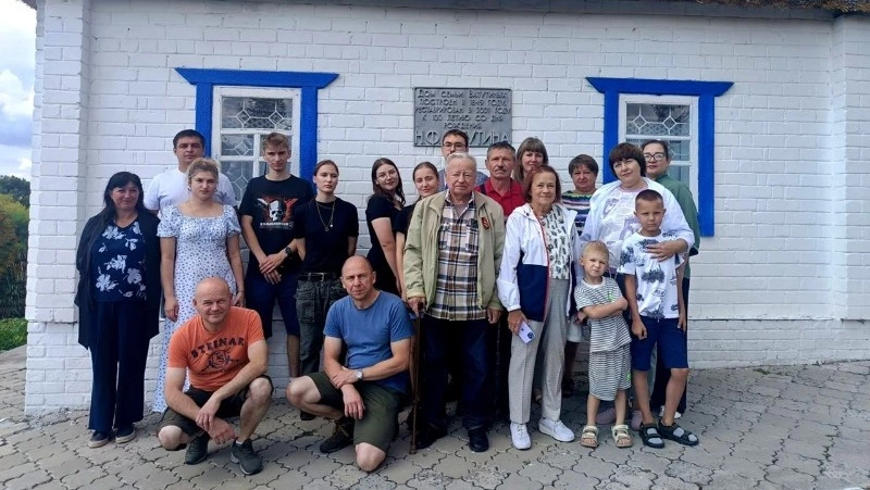 На земле знаменитого предка. Встреча Ватутиных прошла в Валуйском округе Белгородской области