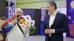 Вячеслав Гладков рассказал о встрече с белгородскими участниками Всемирного фестиваля молодёжи 