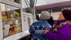 Выездные автолавки продолжили обеспечивать жителей Валуйского округа продуктами питания