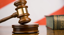 Валуйский районный суд осудил злостного неплательщика