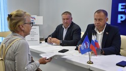 Депутат Белгородской областной Думы Сергей Попов провёл приём граждан в Валуйках
