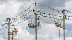 Компания Белгородэнерго напомнила жителям региона о последствиях нарушения охранных зон ЛЭП