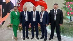 Алексей Дыбов побывал на первом Всероссийском муниципальном форуме «Малая Родина - сила России»