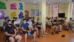 Полицейские провели профилактические мероприятия с подростками в Валуйках