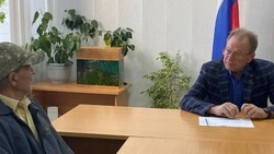 Глава администрации Валуйского округа провёл традиционный приём граждан по личным вопросам