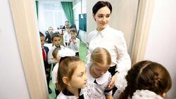 Классные руководители российских школ получат дополнительные пять тысяч рублей