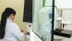 Вячеслав Гладков: «115 млн рублей направили на выплаты досрочно вернувшимся из декрета медикам»