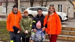 Вячеслав Гладков поблагодарил депутатов Андрея Скоча и Никиту Румянцева за светоотражатели 