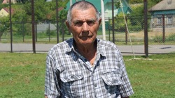 Тренер Тихоныч! Валуйчанин Виктор Иванов не может жить без любимого футбола