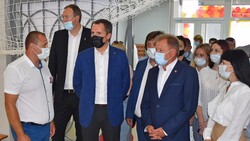 Вячеслав Гладков открыл физкультурно-оздоровительный комплекс в Валуйках после капремонта