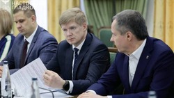 Вячеслав Гладков подписал соглашения об условиях деятельности в СЭЗ с пятью предприятиями региона