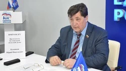 Председатель Белгородской облдумы пообщался с жителями Валуйского округа в рамках личного приёма