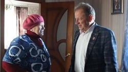 Глава администрации Валуйского округа Алексей Дыбов поздравил семьи Героев с наступающим Новым годом