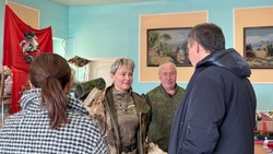 Белгородский губернатор Вячеслав Гладков передал военным гуманитарную помощь в «Солдатском привале»
