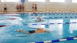 Мастер-класс для спортсменов Валуйской спортивной школы завершился в бассейне «Нептун»