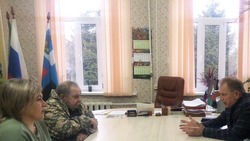 Глава администрации Валуйского округа Алексей Дыбов провёл традиционный выездной приём граждан