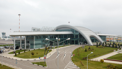 Владимир Путин присвоил аэропорту областного центра имя Шухова