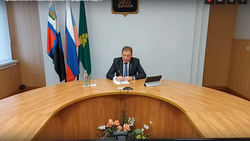 Глава администрации Валуйского городского округа Алексей Дыбов провёл прямую линию