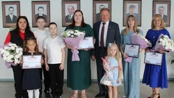 Валуйчанки удостоены Благодарностей за достойное воспитание детей и активную гражданскую позицию