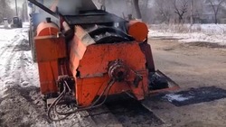 Работники приступили к  ямочному ремонту автомобильных дорог в Валуйках Белгородской области