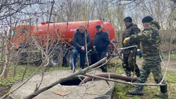 Алексей Дыбов выехал на место устранения аварийной ситуации по улице Кузнечной в Валуйках