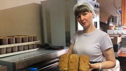 Жительница Валуйского округа Елена Ярошевская организовала небольшую пекарню благодаря соцконтракту