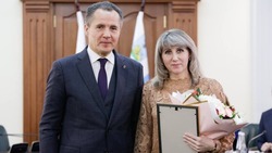 Белгородский губернатор поздравил работников и ветеранов сферы здравоохранения с праздником