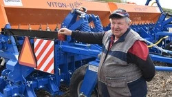 На испуг его не взять. Механизатор из Валуйского округа Белгородской области подвергся атаке БПЛА