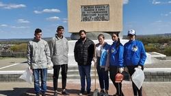 Волонтёрский отряд «Доброволец» принял участие в уборке парка в Валуйках