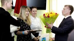 Председатель правления ПФР вручил белгородской семье маткапитал на первенца