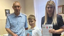 Транспортные полицейские  Белгородской области поучаствовали  в акции «Помоги собраться в школу»