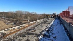 Строители начали ремонтировать путепровод на автодороге «Новый Оскол–Валуйки–Ровеньки» в Валуйках
