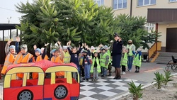 Полицейские Валуйского округа составили схему безопасного маршрута с дошкольниками