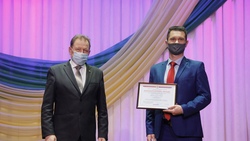 Руководитель Валуйского горокруга поздравил работников ЖКХ с профессиональным праздником