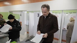 Белгородский губернатор Вячеслав Гладков проголосовал на выборах Президента 