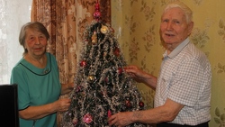 Супруги Сыроватские из Валуек отметили 60 лет совместной жизни