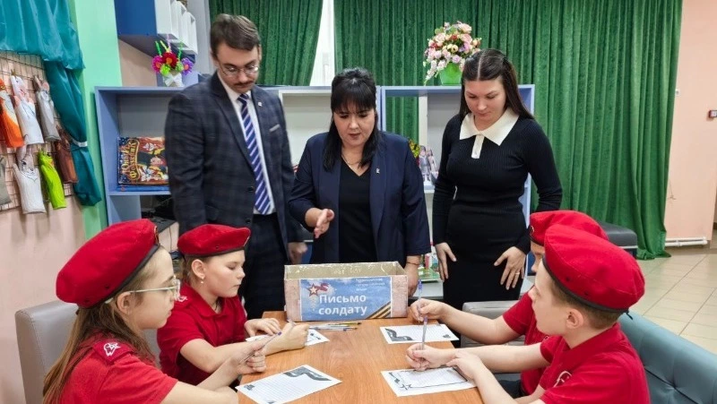 Встреча поколений «Мы славим Вас, Отечества сыны» прошла в Центре культурного развития Соцгородок