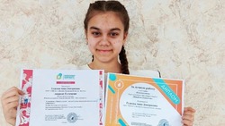 Ученицы валуйской средней школы №1 стали победителями Всероссийского конкурса «Юный исследователь»