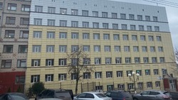Строители продолжили капремонт терапевтического корпуса Валуйской ЦРБ Белгородской области