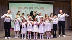 Отчётный концерт вокальной студии «Мотив» прошёл в Валуйках Белгородской области