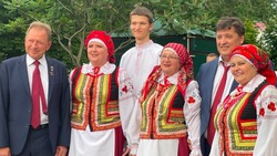 Председатель Белгородской областной Думы Юрий Клепиков поздравил валуйчан с Днём города