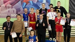 Валуйчане завоевали золотые награды первенства и чемпионата ЦФО по ушу-саньда во Владимире
