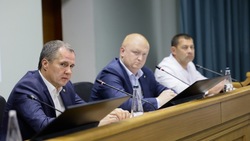 Вячеслав Гладков обсудил с белгородскими главврачами вопрос нехватки кадров в медорганизациях