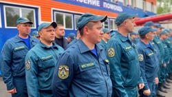 Алексей Дыбов поздравил валуйских сотрудников пожарной службы с профессиональным праздником