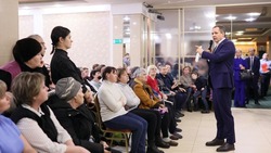 Губернатор Вячеслав Гладков провёл встречу с жителями приграничных сёл Белгородского района